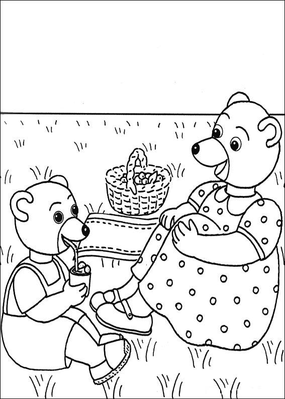 coloriage petit ours brun pique nique avec maman